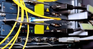 Заказать монтаж сетей в Фурманове. Обслуживание ПК, ремонт от 316 руб